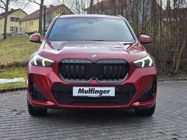 BMW X1 xDrive30e Sportpaket HUD Navi LED Klima PDC el. Fenster Ansicht 3 für Fahrzeugdetailseite