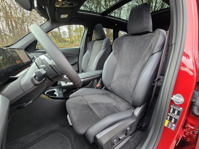 BMW X1 xDrive30e Sportpaket HUD Navi LED Klima PDC el. Fenster Ansicht 9 für Fahrzeugdetailseite