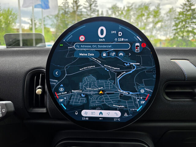 MINI Cooper S HUD PanoD.SurView.KomfZ.Navi Leas.396,- Bluetooth Head Up Display LED Klima Einparkhilfe el Ansicht 12 für Fahrzeugdetailseite
