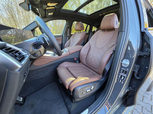 BMW X6 x40d M Sport Pro HUD ACC SuView H/K PanoD.AHK Sportpaket Bluetooth Navi LED Klima Standhzg PDC el Ansicht 9 für Fahrzeugdetailseite