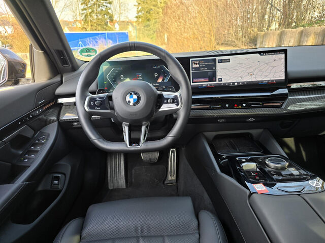 BMW 520 i M Sport HUD ACC Standh.SurView Leas.530,- Sportpaket Bluetooth Navi LED Klima Standhzg PDC el. Ansicht 10 für Fahrzeugdetailseite