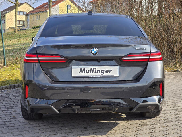 BMW 520 i M Sport HUD ACC Standh.SurView Leas.530,- Sportpaket Bluetooth Navi LED Klima Standhzg PDC el. Ansicht 6 für Fahrzeugdetailseite
