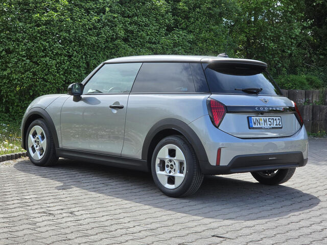 MINI Cooper S HUD PanoD.Kamera Lenkradh.KomfZug OLED Bluetooth Head Up Display Navi LED Klima Einparkhilf Ansicht 7 für Fahrzeugdetailseite