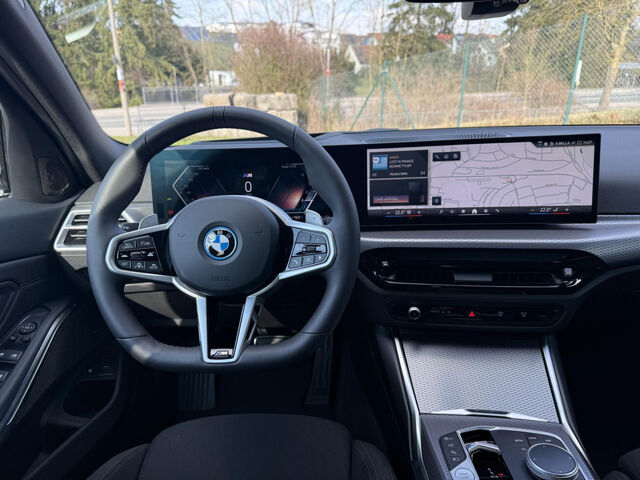 BMW 330 e xDr M Sport Pro HUD ACC SuView.Ha/Ka AHK18 Sportpaket Bluetooth Navi LED Klima Aktivlenkung PDC Ansicht 11 für Fahrzeugdetailseite