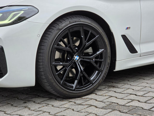 BMW 520 d xDr.M Sport Laser ACC SurView 19 Fin.440,- Sportpaket Bluetooth HUD Navi Klima PDC el. Fenster Ansicht 8 für Fahrzeugdetailseite