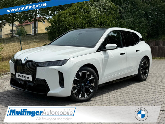 BMW iX xDrive45 Sportpaket Navi LED PDC Ansicht 1 für Fahrzeugdetailseite