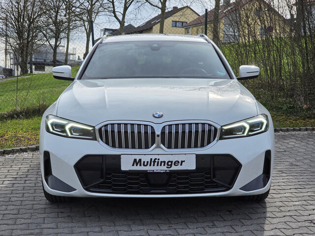 BMW 330 i xDr.T.M Sport HUD ACC PanoD.SurView AHK 19 Sportpaket Bluetooth Navi LED Klima Aktivlenkung PDC Ansicht 3 für Fahrzeugdetailseite