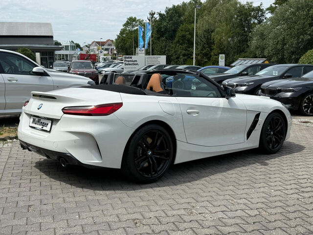 BMW Z4 sDrive30i Sportpaket Bluetooth HUD Navi LED Vollleder Klima Aktivlenkung PDC Ansicht 5 für Fahrzeugdetailseite