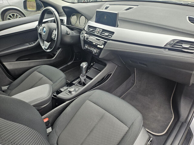 BMW X2 x25e Advantage Navi LED Sitzh.Tempom.ParkAss Bluetooth Klima PDC el. Fenster Ansicht 10 für Fahrzeugdetailseite