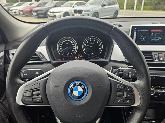 BMW X2 x25e Advantage Navi LED Sitzh.Tempom.ParkAss Bluetooth Klima PDC el. Fenster Ansicht 13 für Fahrzeugdetailseite