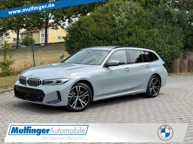BMW 330 e Touring Sportpaket Navi LED Klima PDC Ansicht 1 für Fahrzeugdetailseite