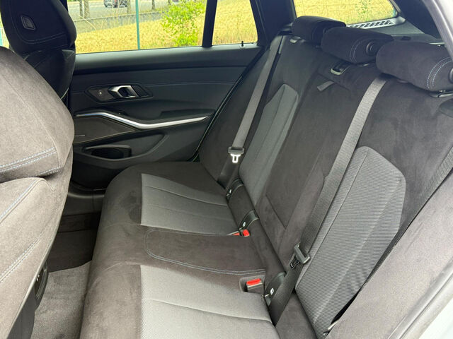 BMW 330 e Touring Sportpaket Navi LED Klima PDC Ansicht 9 für Fahrzeugdetailseite
