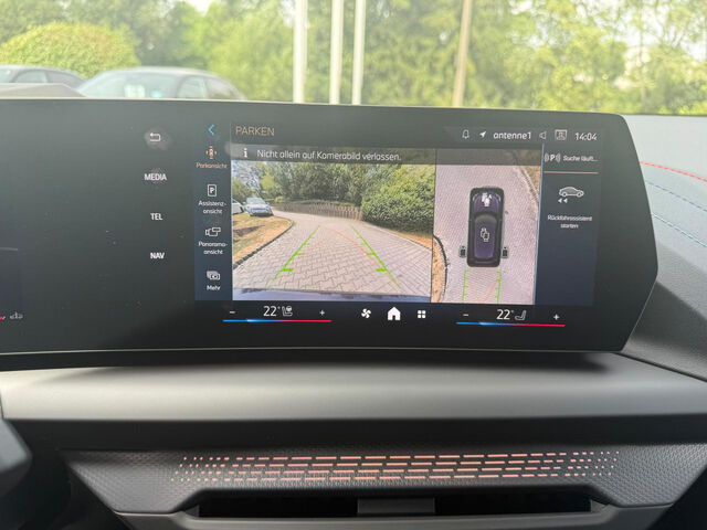 BMW 120 Sportpaket HUD Navi LED Klima PDC Ansicht 13 für Fahrzeugdetailseite