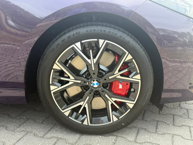 BMW 120 Sportpaket HUD Navi LED Klima PDC Ansicht 7 für Fahrzeugdetailseite