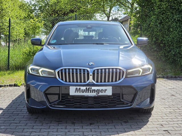 BMW 330 e M Sport HUD SuView GlasD.Lenkradh.Ha/Ka.AHK Sportpaket Bluetooth Navi LED Klima Aktivlenkung St Ansicht 3 für Fahrzeugdetailseite