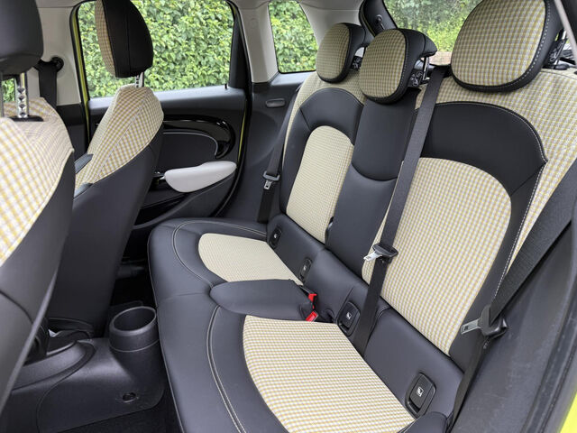 MINI Cooper 5-TÃ¼rer Classic Trim LED Sports.DAB PDC Bluetooth Navi Klima Einparkhilfe el. Fenster Ansicht 14 für Fahrzeugdetailseite