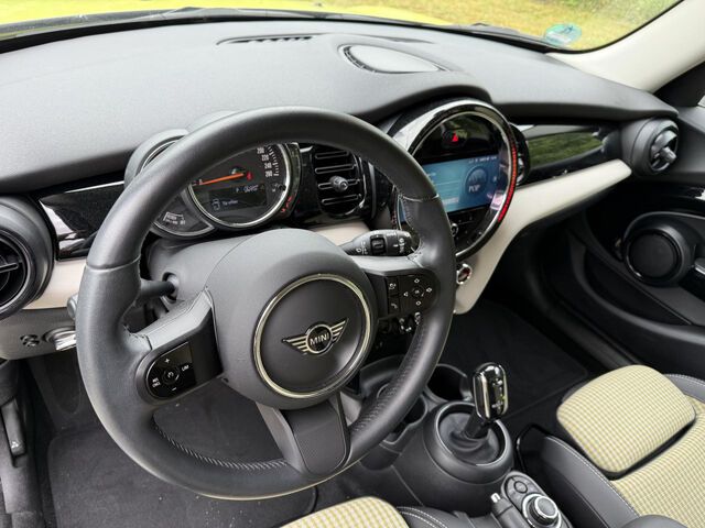 MINI Cooper 5-TÃ¼rer Classic Trim LED Sports.DAB PDC Bluetooth Navi Klima Einparkhilfe el. Fenster Ansicht 8 für Fahrzeugdetailseite
