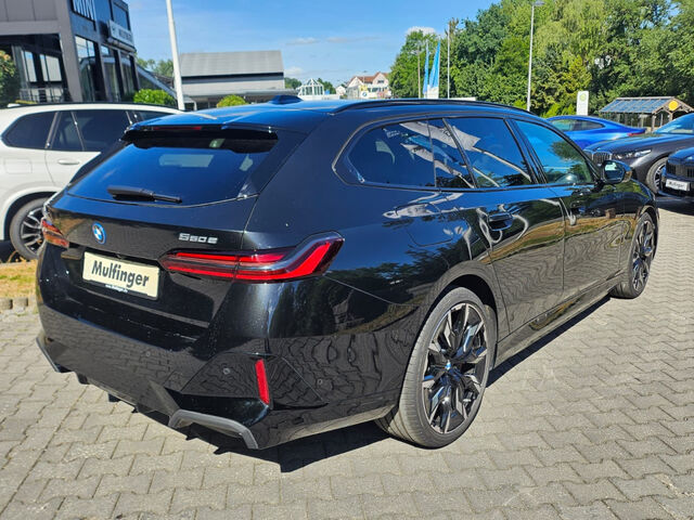 BMW 550 e xDr.T.M Sport PRO IntAktL.PanoD.B+W.AHK 21 Sportpaket Bluetooth HUD Navi LED Klima Aktivlenkung Ansicht 5 für Fahrzeugdetailseite