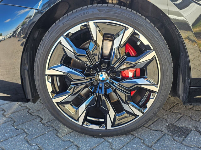 BMW 550 e xDr.T.M Sport PRO IntAktL.PanoD.B+W.AHK 21 Sportpaket Bluetooth HUD Navi LED Klima Aktivlenkung Ansicht 7 für Fahrzeugdetailseite