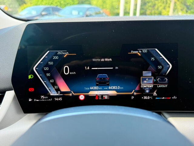 BMW 218 Active Tourer 218i ActiveT.Aut.Sports.Widscreen-Navi Fin.3,80% Bluetooth LED Klima PDC el. Fenster Ansicht 10 für Fahrzeugdetailseite
