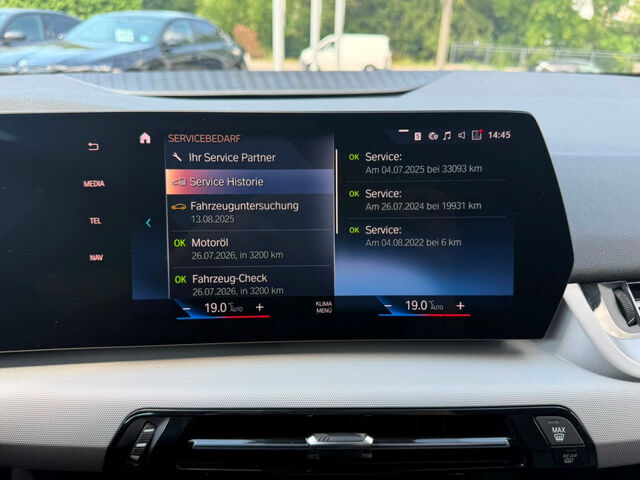 BMW 218 Active Tourer 218i ActiveT.Aut.Sports.Widscreen-Navi Fin.3,80% Bluetooth LED Klima PDC el. Fenster Ansicht 13 für Fahrzeugdetailseite