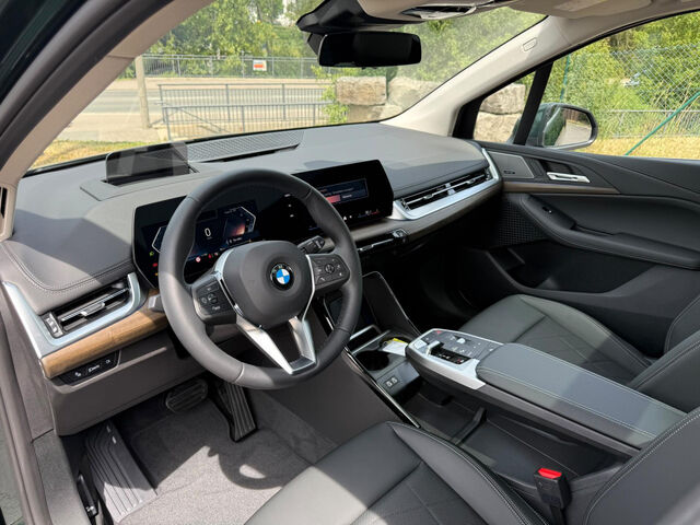 BMW 220 Active Tourer 220i Active Tourer HUD Navi LED PDC Ansicht 9 für Fahrzeugdetailseite