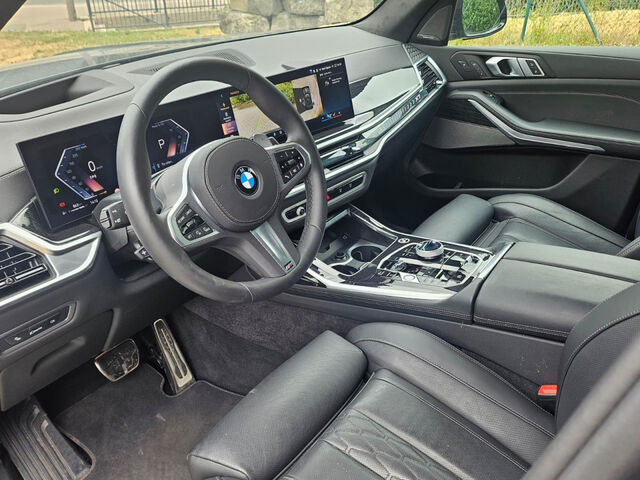 BMW X7 x40d M Sport PRO Standh.Sky ExDrivePro IntAkt Sportpaket Bluetooth HUD Navi LED Vollleder Klima L Ansicht 5 für Fahrzeugdetailseite