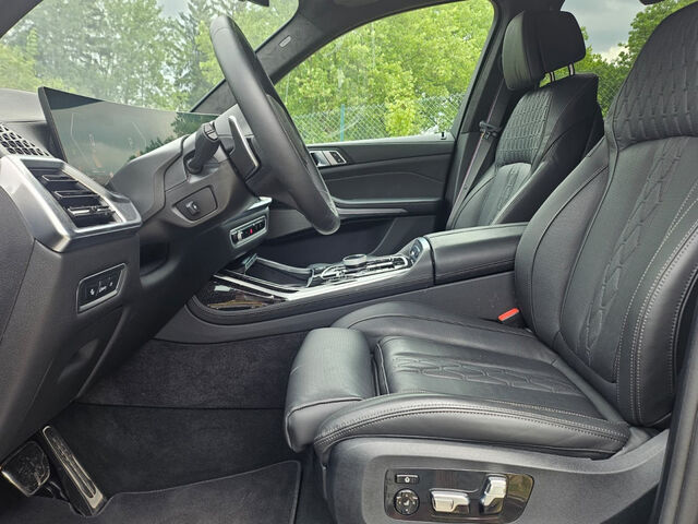 BMW X7 x40d M Sport PRO Standh.Sky ExDrivePro IntAkt Sportpaket Bluetooth HUD Navi LED Vollleder Klima L Ansicht 6 für Fahrzeugdetailseite