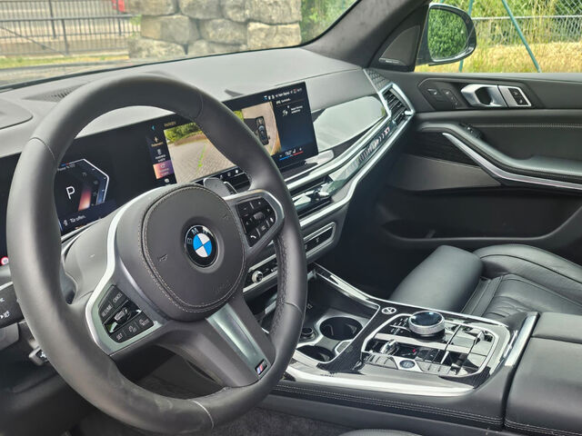 BMW X7 x40d M Sport PRO Standh.Sky ExDrivePro IntAkt Sportpaket Bluetooth HUD Navi LED Vollleder Klima L Ansicht 7 für Fahrzeugdetailseite