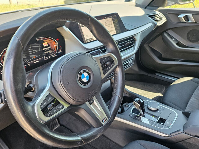 BMW 118 i Aut. LED LiveProf.DrivAss.M-Lenkrad-beheizt Bluetooth Navi Klima PDC el. Fenster Ansicht 9 für Fahrzeugdetailseite