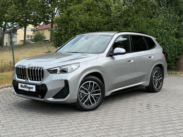 BMW X1 sDrive20i Sportpaket HUD Navi LED PDC Ansicht 2 für Fahrzeugdetailseite