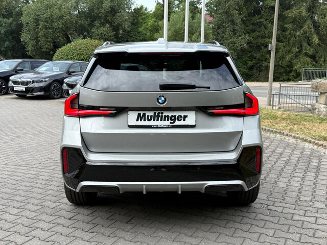 BMW X1 sDrive20i Sportpaket HUD Navi LED PDC Ansicht 6 für Fahrzeugdetailseite