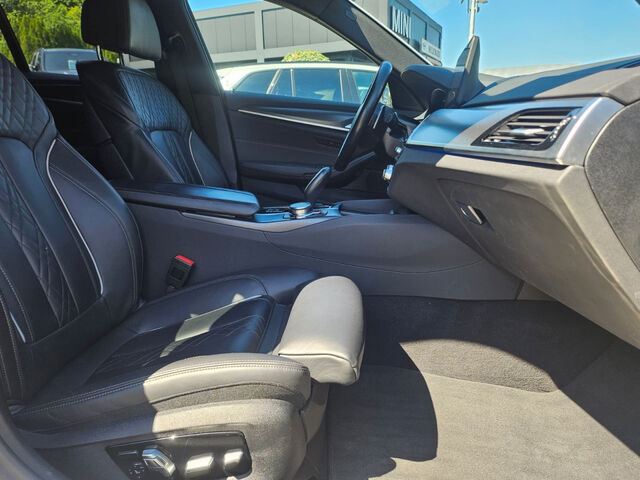 BMW 530 e T.Leder ACC HUD Laser PanoD.KomfSitz AHK19 Sportpaket Bluetooth Navi Vollleder Klima Standhzg P Ansicht 9 für Fahrzeugdetailseite