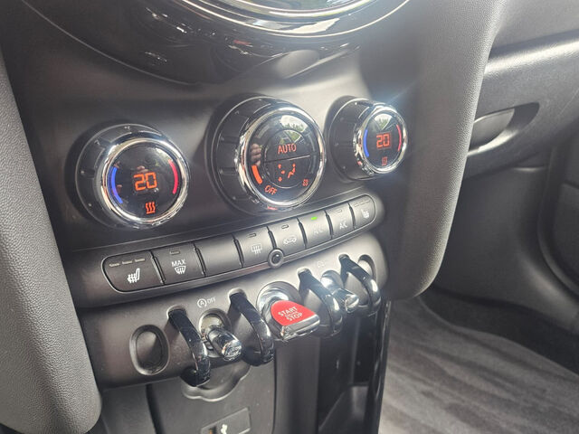 MINI Cooper Essential LED Sitzh.DrivAss.Finanz.199,- Bluetooth Navi Klima Einparkhilfe el. Fenster Ansicht 12 für Fahrzeugdetailseite