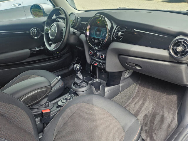 MINI Cooper Essential LED Sitzh.DrivAss.Finanz.199,- Bluetooth Navi Klima Einparkhilfe el. Fenster Ansicht 9 für Fahrzeugdetailseite