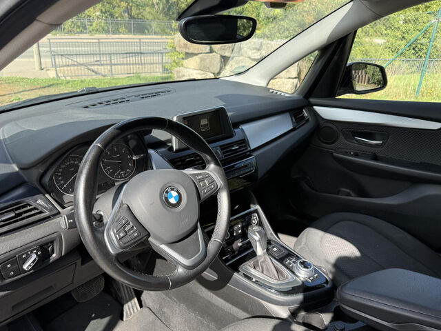 BMW 218 Active Tourer 218d ActiveTourer Aut. Navi LED Tempom.Sitzh.PDC Bluetooth Klima el. Fenster Ansicht 11 für Fahrzeugdetailseite