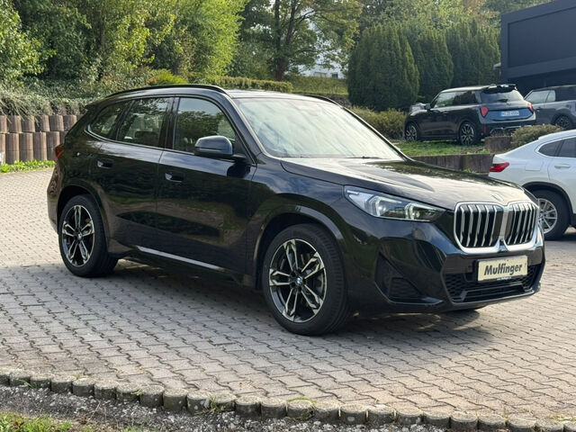 BMW X1 x23i M Sport AktivS.HUD ACC LiveProf.Ha/Ka19 Sportpaket Bluetooth Navi LED Klima PDC el. Fenster Ansicht 4 für Fahrzeugdetailseite