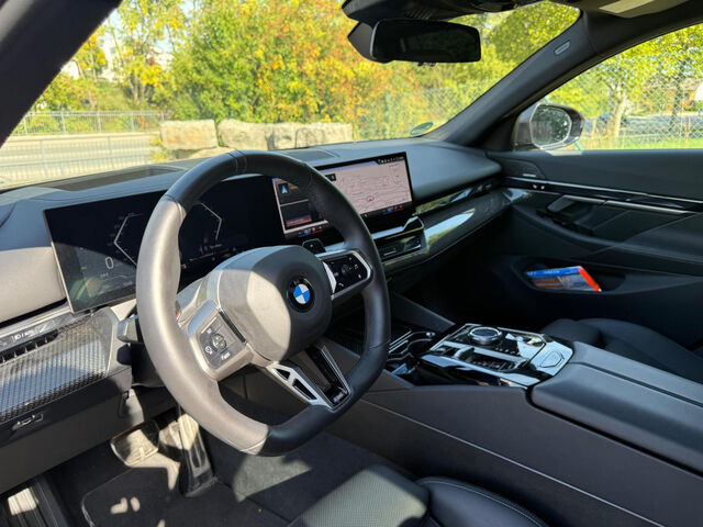 BMW 540 d T.xDr.M Sport PRO HUD ACC PanoD.Sitzbel.AHK Sportpaket Bluetooth Navi LED Klima PDC el. Fenster Ansicht 8 für Fahrzeugdetailseite