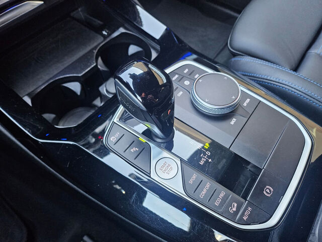 BMW X3 x20i M Sport HUD ACC Laser Kamera KomfZ.HiFi Sportpaket Bluetooth Navi Vollleder Klima Aktivlenku Ansicht 11 für Fahrzeugdetailseite