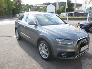 AUDI Q3 2.0 TDI quattro Automatik ~ Klima...