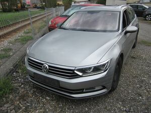 VW Passat Variant 2,0 TDI Highline~ DSG ~ Leder~ Navi ~...
