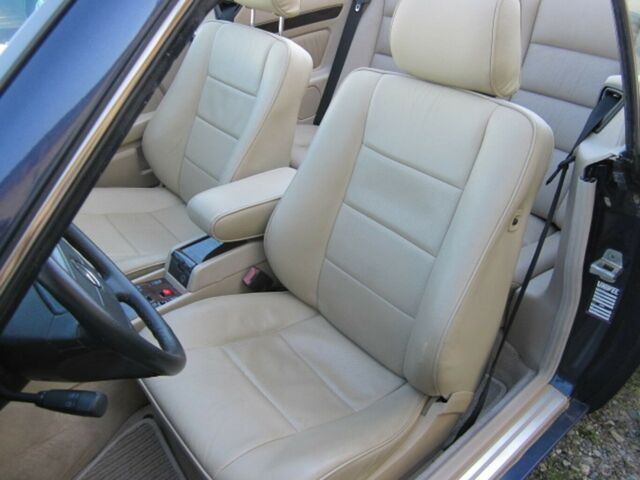 MERCEDES-BENZ E 200 Cabrio...