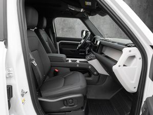 LAND ROVER Defender 110 D200