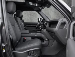 LAND ROVER Defender 110 D250  183 kW, 5-türig (Diesel)