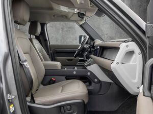 LAND ROVER Defender 110 D300