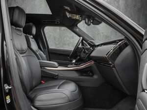 LAND ROVER Range Rover Sport P550e Hybrid  294 kW, 5-türig
