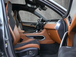JAGUAR F-Pace P550 AWD