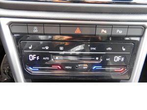 VW T-Roc 1.5 Life TSI BMT DSG Navi Klima Alu...