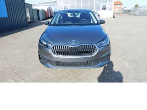 SKODA Fabia 1.0 Ambition TSI BMT DSG Navi Klima...