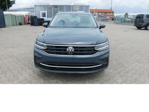 VW Tiguan 1.5 Active Klima TSI Navi...